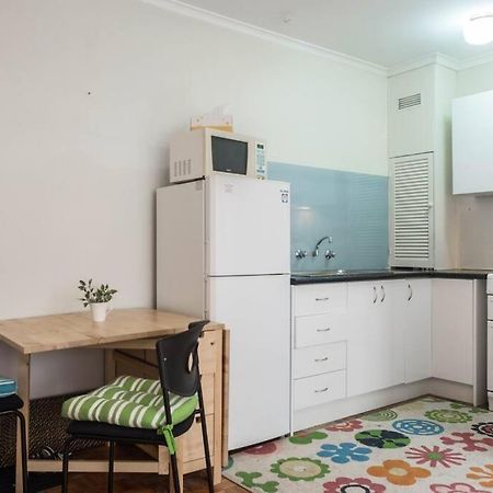 Elwood Beach Apartment 멜번 외부 사진