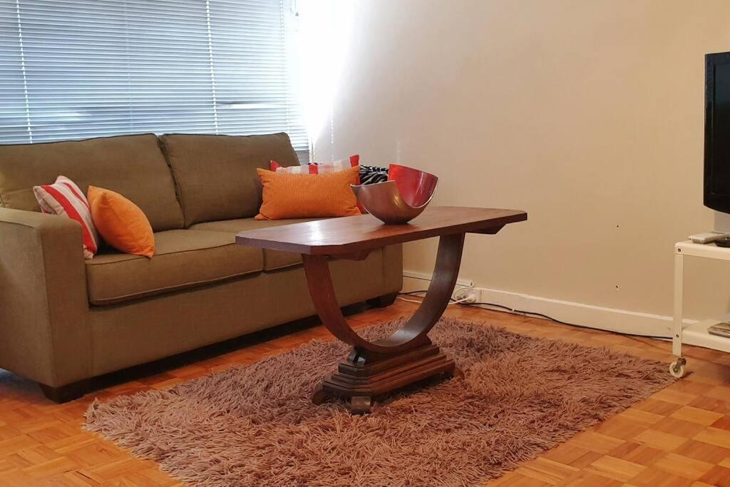 Elwood Beach Apartment 멜번 외부 사진